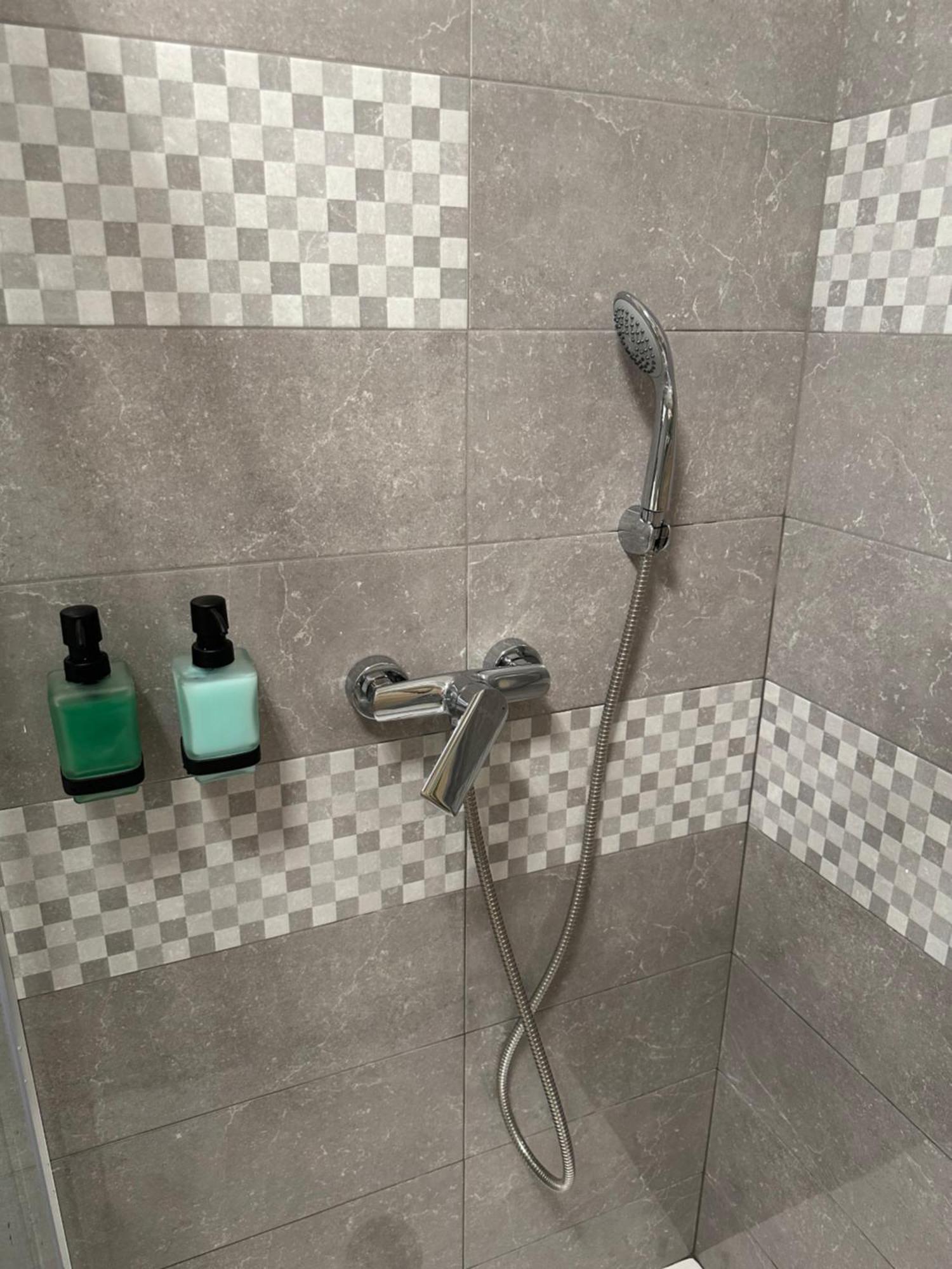 Apartma Anze Samec Dobravlje エクステリア 写真